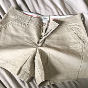 Old Navy 5 inch Perfect shorts